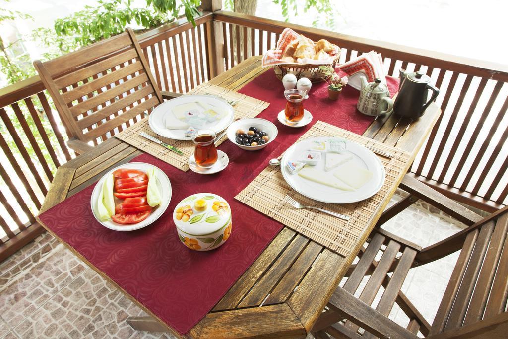 Orhan Kutbayin Evi Адалар Екстериор снимка