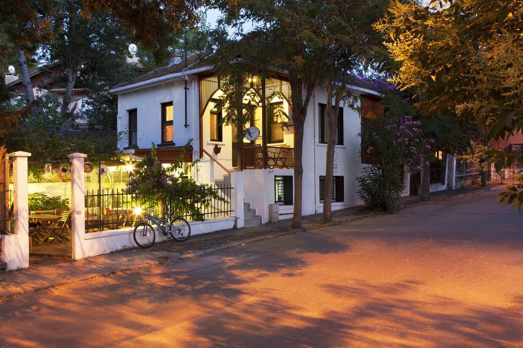 Orhan Kutbayin Evi Адалар Екстериор снимка